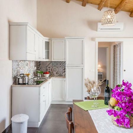La Dimora Del Decano Villa ชิคลี ภายนอก รูปภาพ