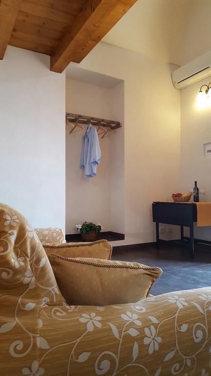 La Dimora Del Decano Villa ชิคลี ภายนอก รูปภาพ